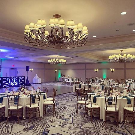 Crowne Plaza Hotel Philadelphia - King Of Prussia By Ihg Exterior foto