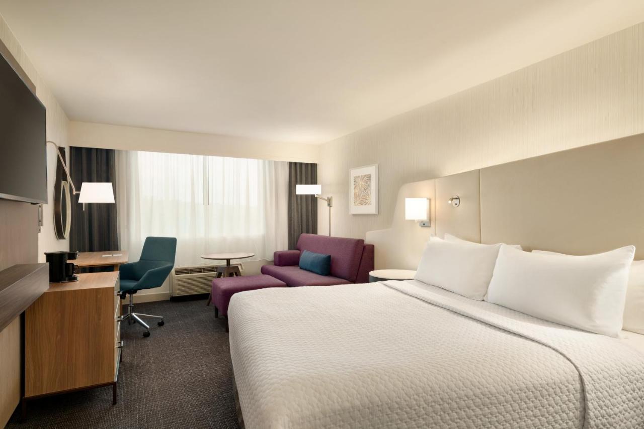 Crowne Plaza Hotel Philadelphia - King Of Prussia By Ihg Exterior foto
